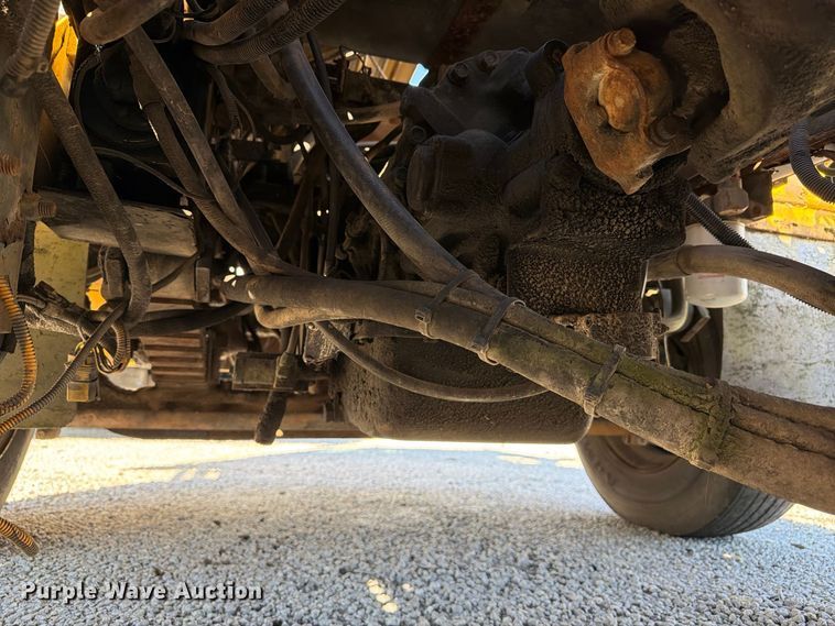 image for item YA5212 2016 Kalmar Yard Tugger yard truck