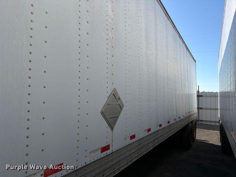 image for item YA5323 2004 Hyundai V12530152-AJS dry van trailer