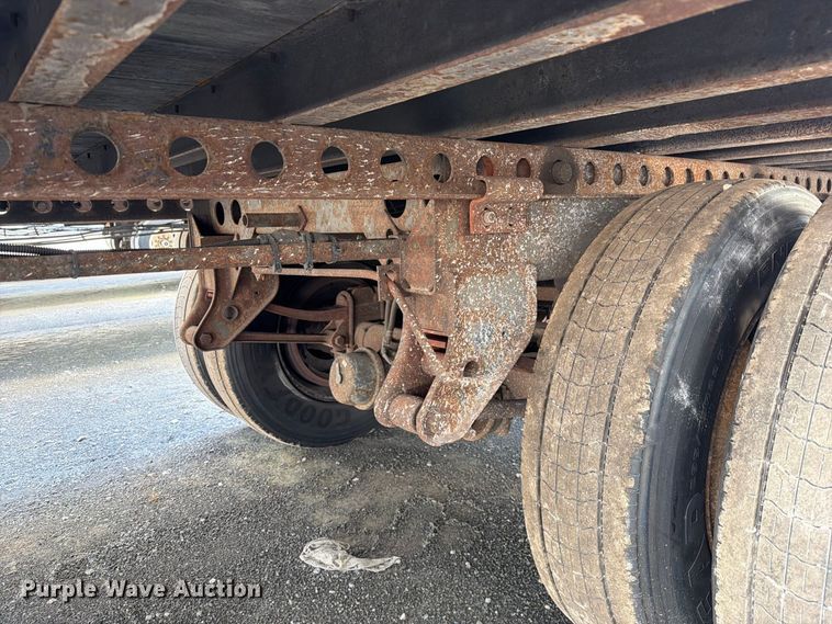 image for item YA5323 2004 Hyundai V12530152-AJS dry van trailer