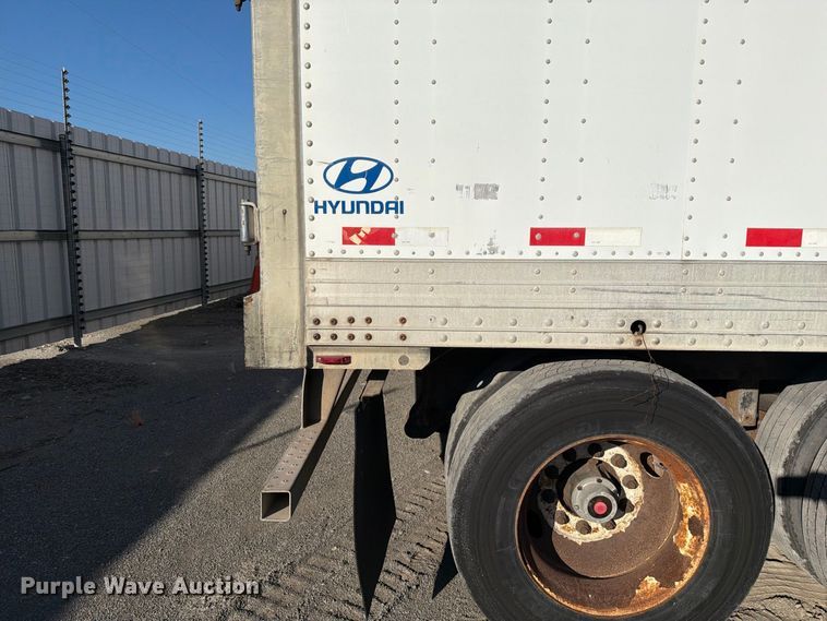 image for item YA5324 2004 Hyundai V12530152-AJS dry van trailer