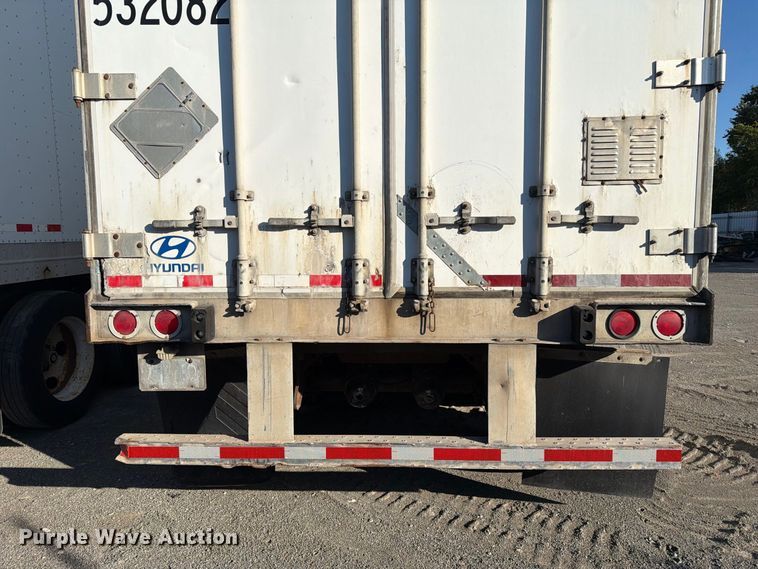 image for item YA5324 2004 Hyundai V12530152-AJS dry van trailer