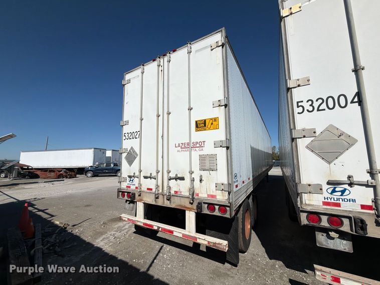 image for item YA5325 2004 Hyundai V12530152-AJS dry van trailer