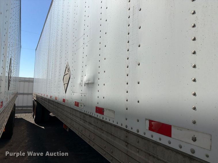 image for item YA5325 2004 Hyundai V12530152-AJS dry van trailer