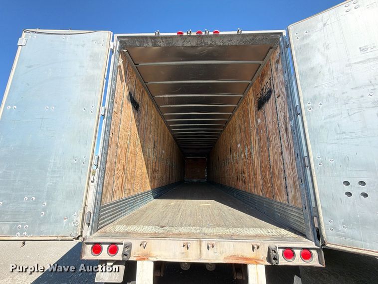image for item YA5325 2004 Hyundai V12530152-AJS dry van trailer