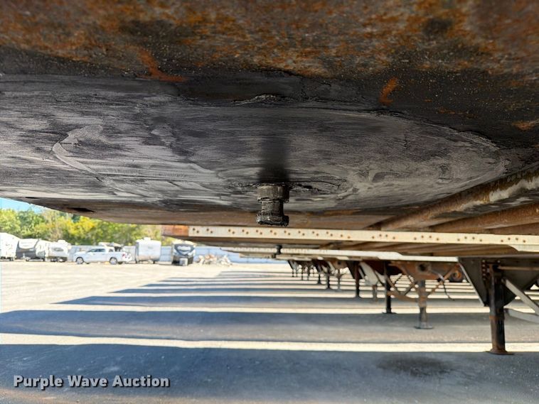 image for item YA5325 2004 Hyundai V12530152-AJS dry van trailer
