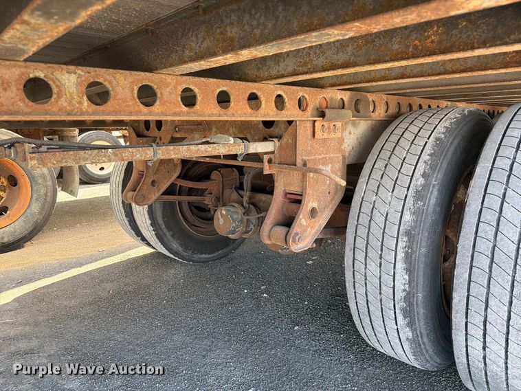 image for item YA5325 2004 Hyundai V12530152-AJS dry van trailer
