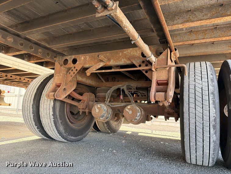 image for item YA5325 2004 Hyundai V12530152-AJS dry van trailer