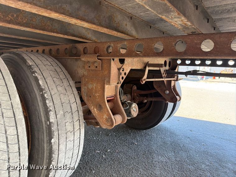 image for item YA5325 2004 Hyundai V12530152-AJS dry van trailer