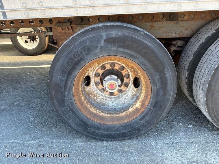 image for item YA5325 2004 Hyundai V12530152-AJS dry van trailer