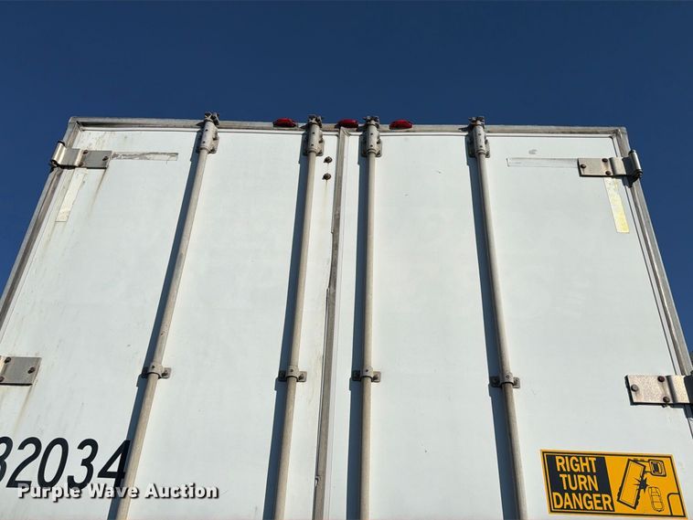 image for item YA5326 2004 Hyundai V12530152-AJS dry van trailer