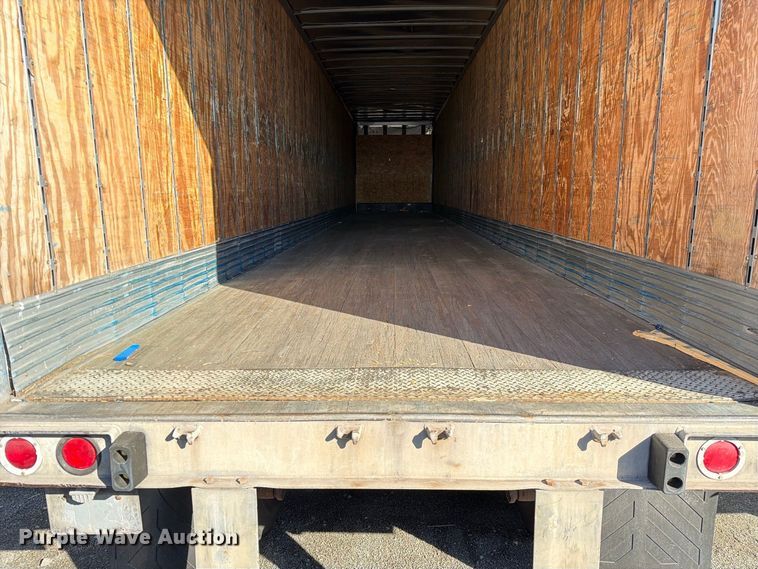 image for item YA5326 2004 Hyundai V12530152-AJS dry van trailer