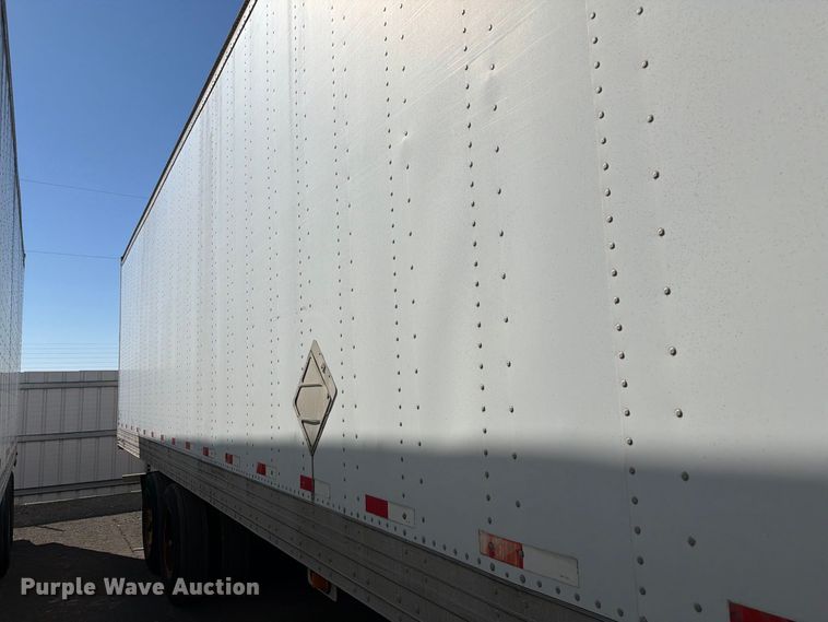 image for item YA5327 2004 Hyundai V12530152-AJS dry van trailer