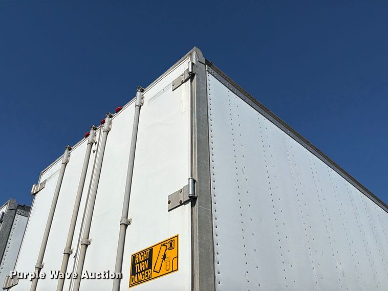 image for item YA5327 2004 Hyundai V12530152-AJS dry van trailer