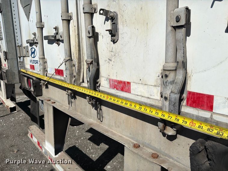 image for item YA5327 2004 Hyundai V12530152-AJS dry van trailer
