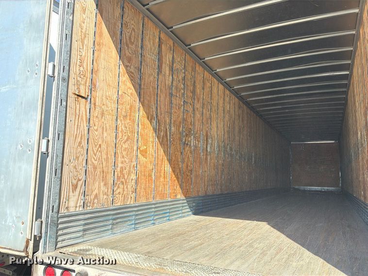 image for item YA5327 2004 Hyundai V12530152-AJS dry van trailer