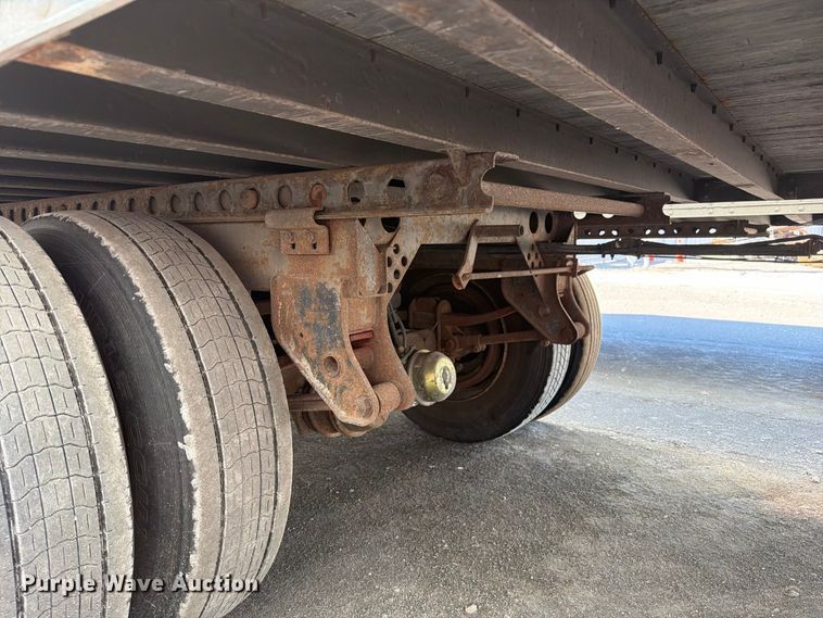 image for item YA5327 2004 Hyundai V12530152-AJS dry van trailer