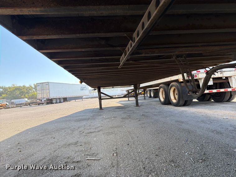 image for item YA5333 2007 Strick dry van trailer