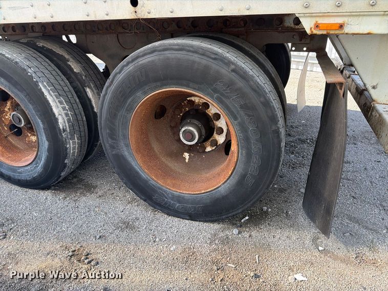 image for item YA5333 2007 Strick dry van trailer