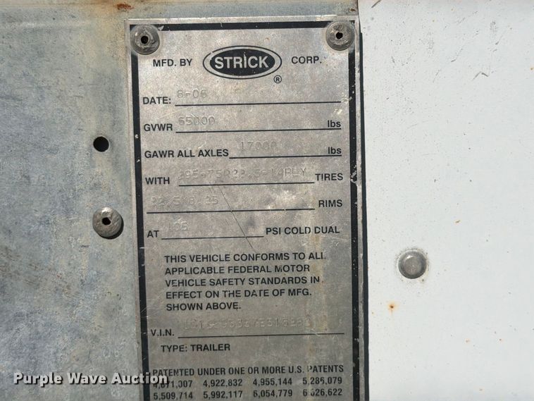 image for item YA5333 2007 Strick dry van trailer