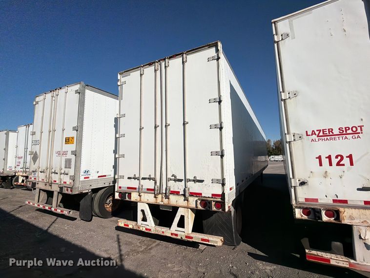 image for item YA5335 2005 Strick dry van trailer