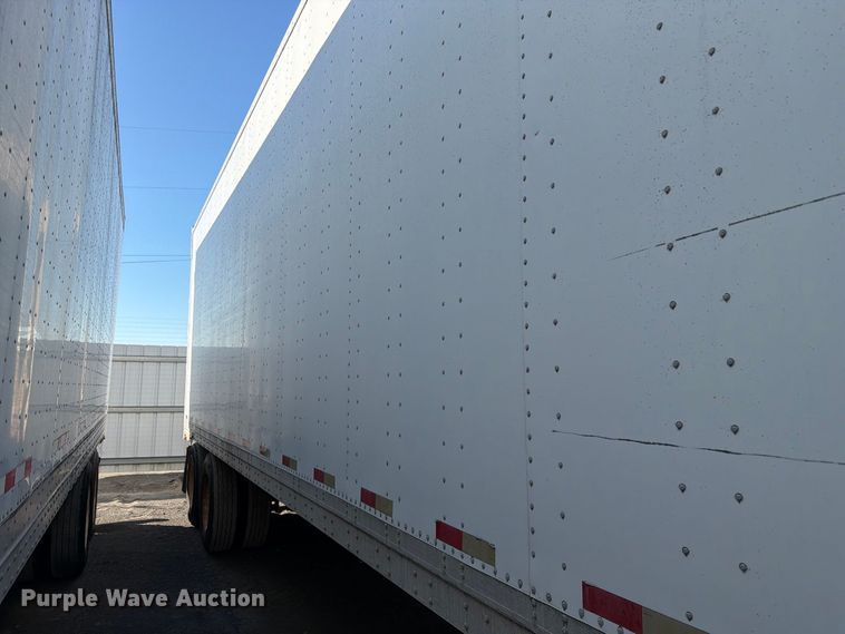 image for item YA5335 2005 Strick dry van trailer