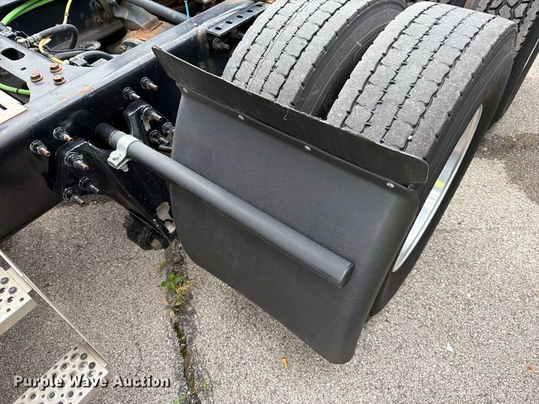 image for item YA5409 2023 International LT625 semi truck
