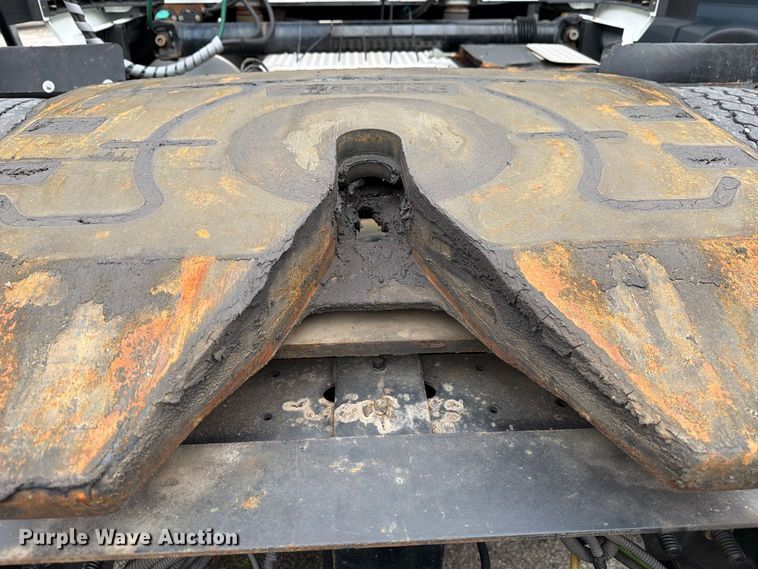 image for item YA5409 2023 International LT625 semi truck