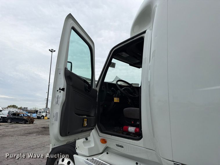 image for item YA5409 2023 International LT625 semi truck