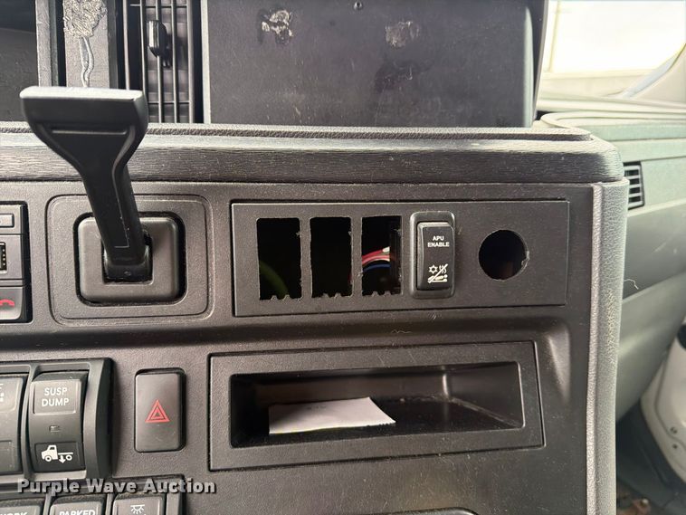 image for item YA5409 2023 International LT625 semi truck