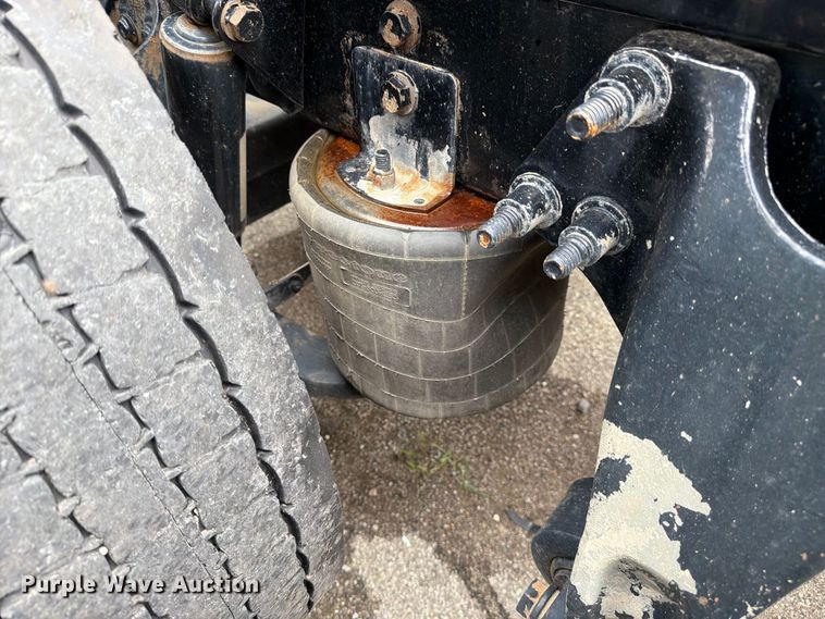image for item YA5409 2023 International LT625 semi truck