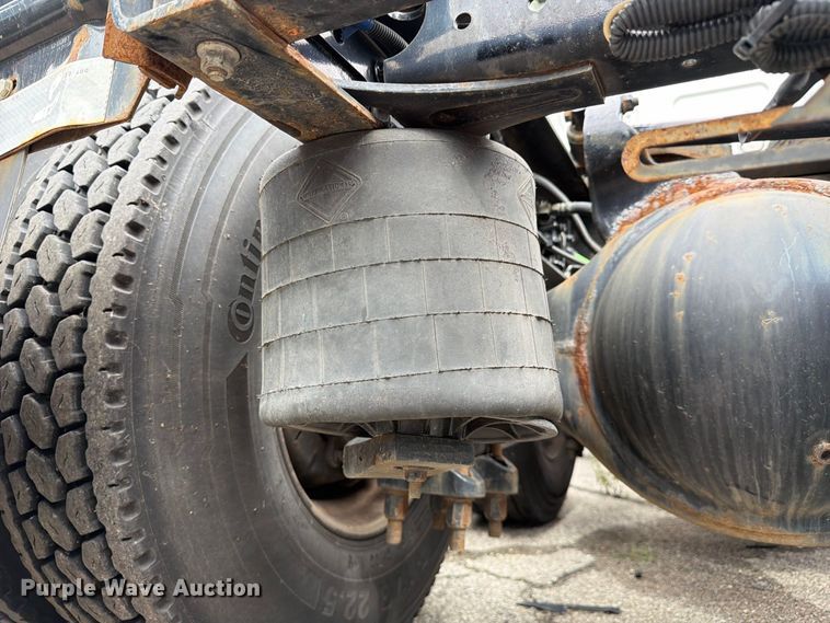 image for item YA5409 2023 International LT625 semi truck