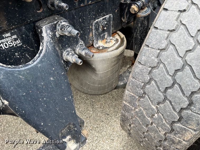 image for item YA5409 2023 International LT625 semi truck