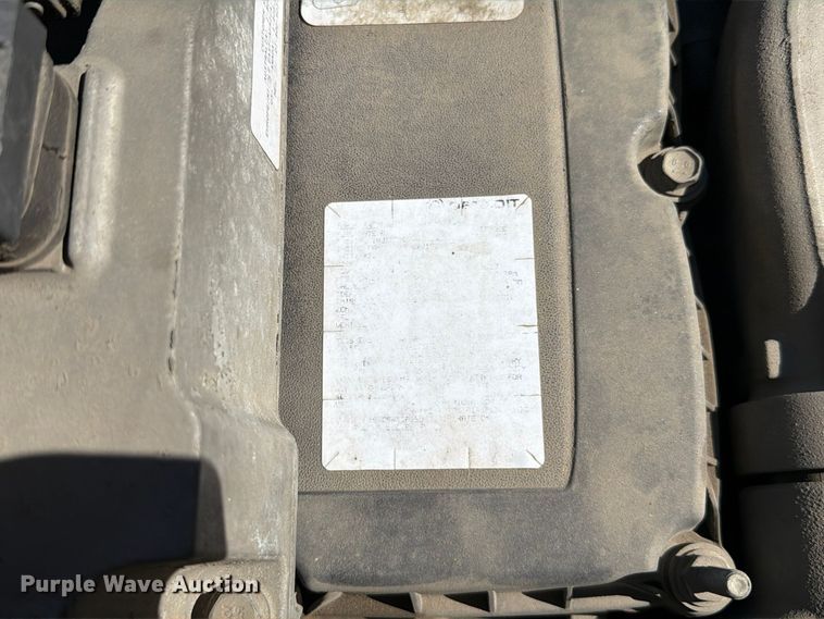 image for item YA5421 2016 Freightliner Cascadia semi truck