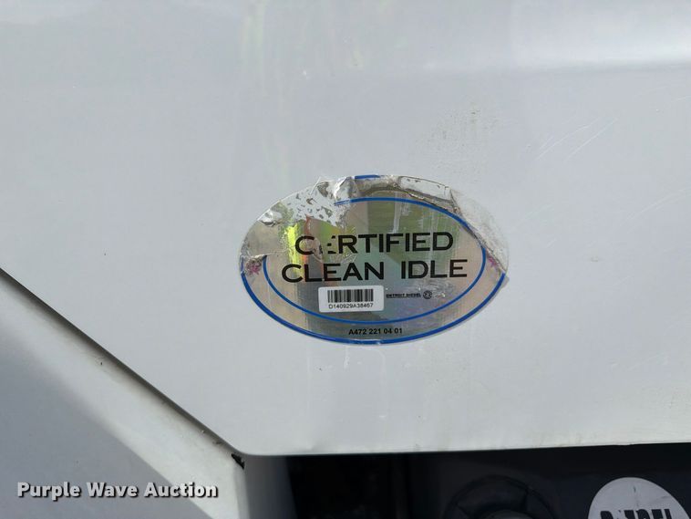 image for item YA5422 2016 Freightliner Business Class M2 semi truck