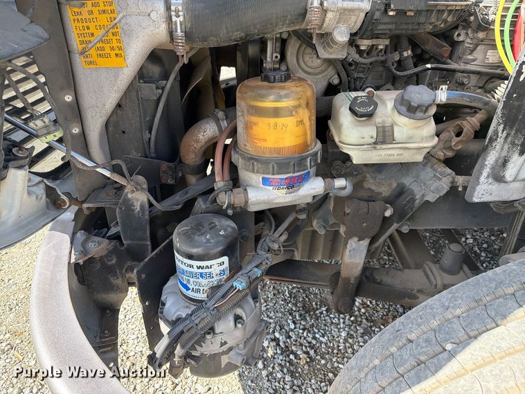 image for item YA5429 2016 Freightliner Business Class M2 semi truck