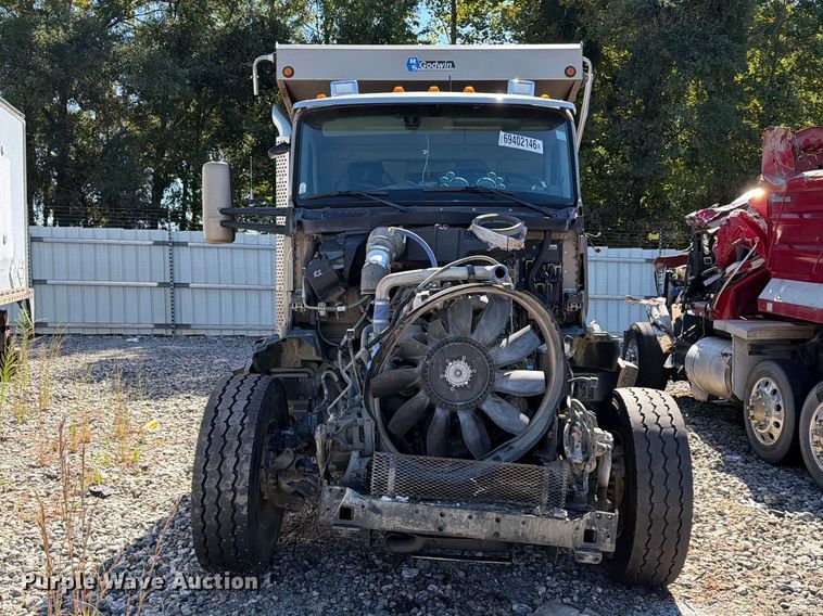 image for item YA5510 2020 Kenworth T880 dump truck