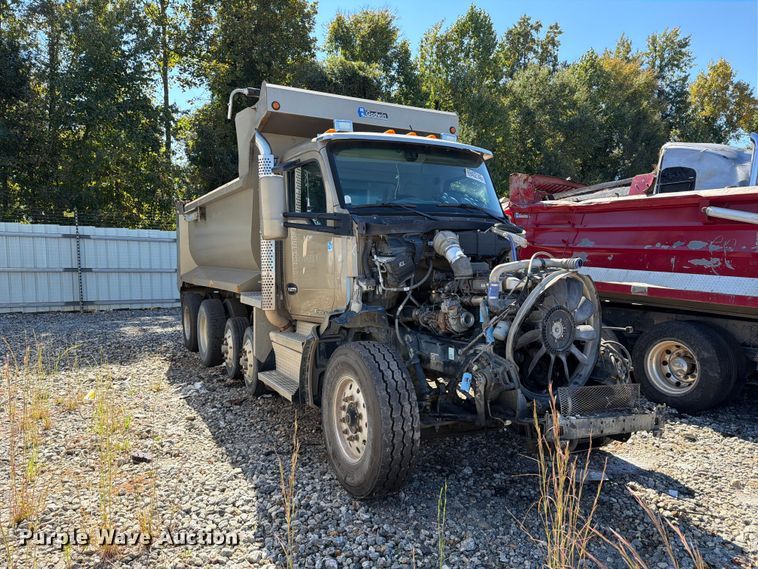 image for item YA5510 2020 Kenworth T880 dump truck