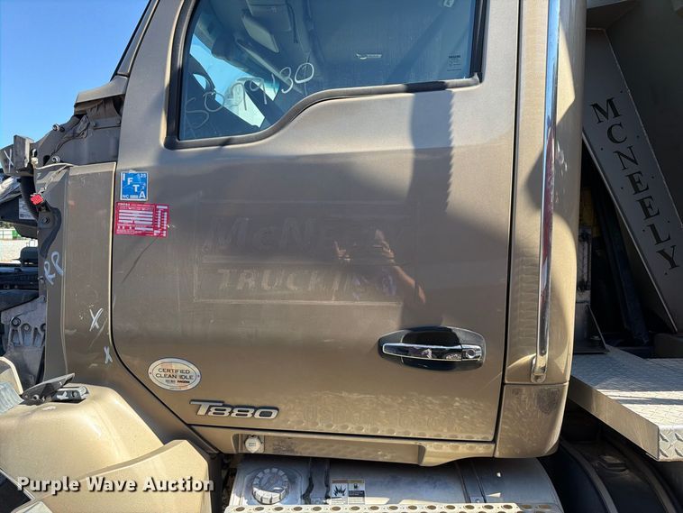 image for item YA5510 2020 Kenworth T880 dump truck