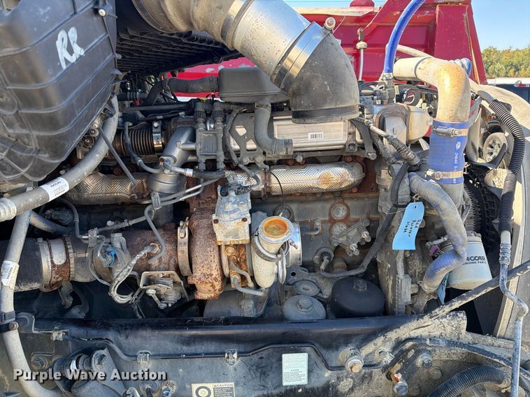 image for item YA5510 2020 Kenworth T880 dump truck