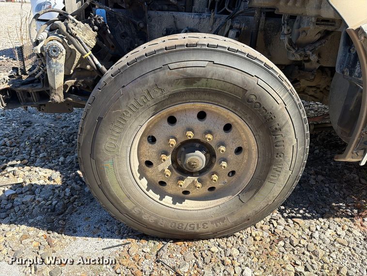 image for item YA5510 2020 Kenworth T880 dump truck