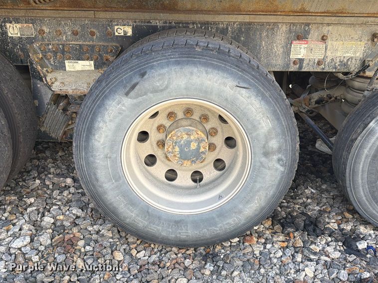 image for item YA5510 2020 Kenworth T880 dump truck