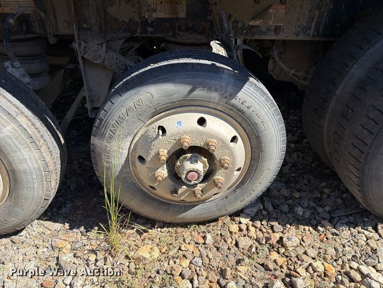 image for item YA5510 2020 Kenworth T880 dump truck
