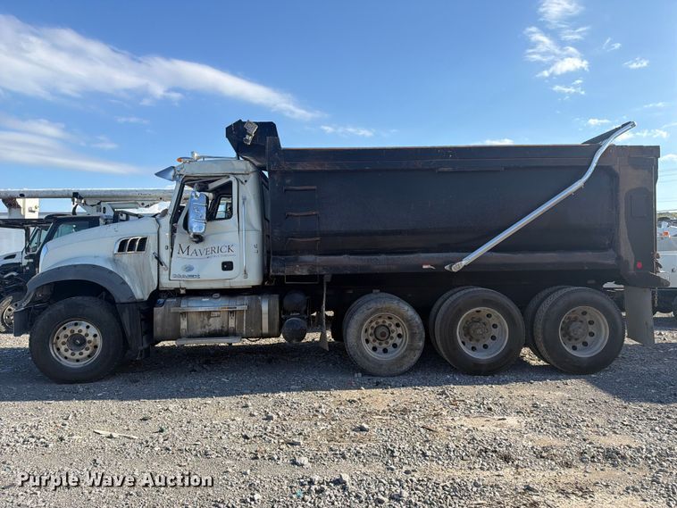 image for item YA5514 2015 Mack Granite dump truck