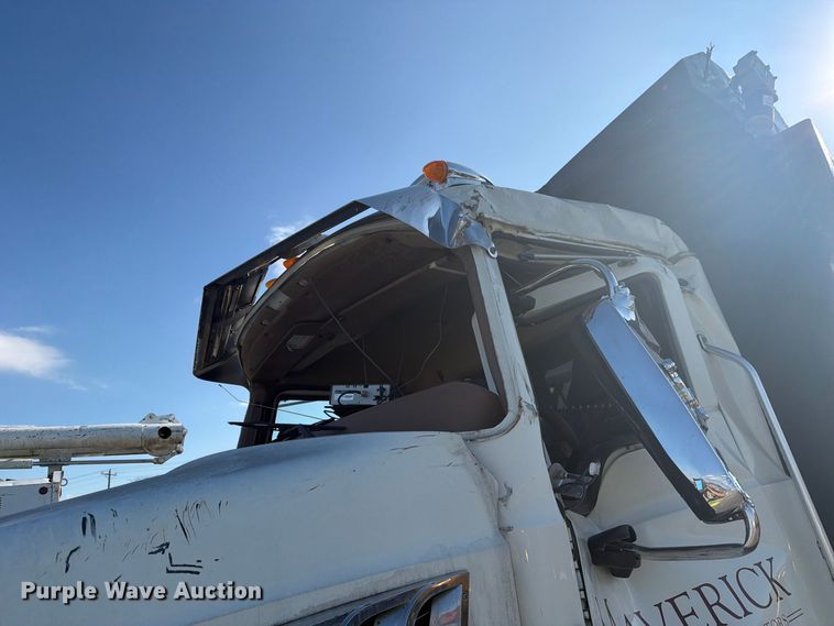 image for item YA5514 2015 Mack Granite dump truck