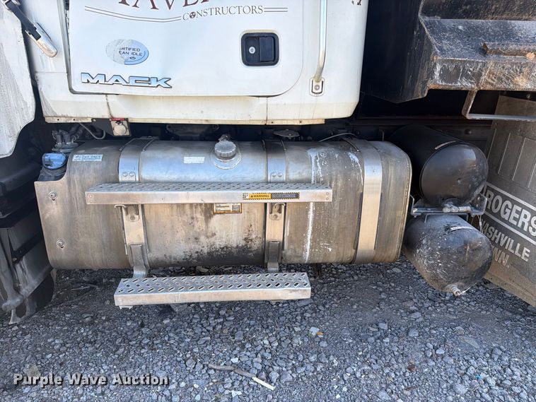 image for item YA5514 2015 Mack Granite dump truck