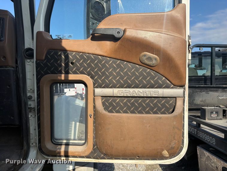 image for item YA5514 2015 Mack Granite dump truck