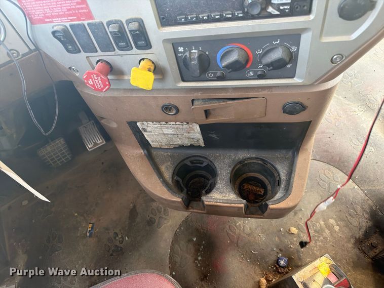 image for item YA5514 2015 Mack Granite dump truck