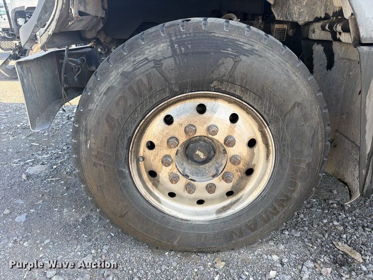image for item YA5514 2015 Mack Granite dump truck