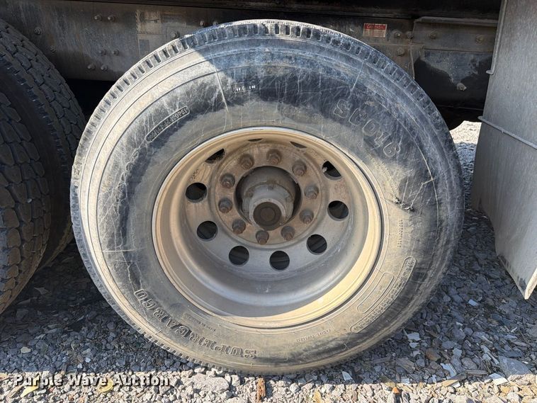 image for item YA5514 2015 Mack Granite dump truck