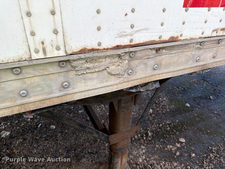 image for item YA5516 2005 Wabash DVCVHPC dry van trailer
